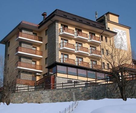 Hotel Miravalle Oulx Extérieur photo